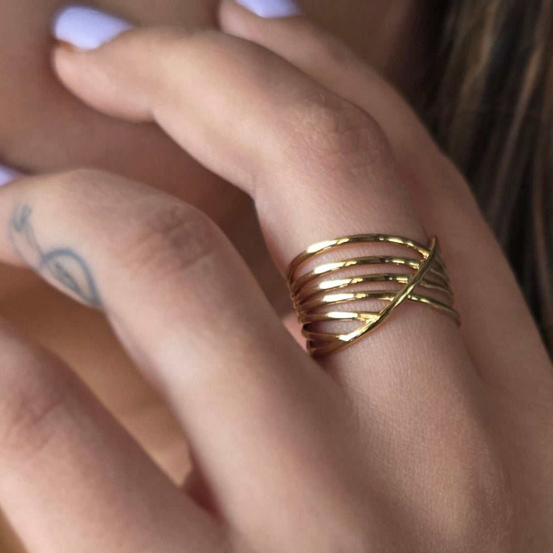 Gleam Grid Ring