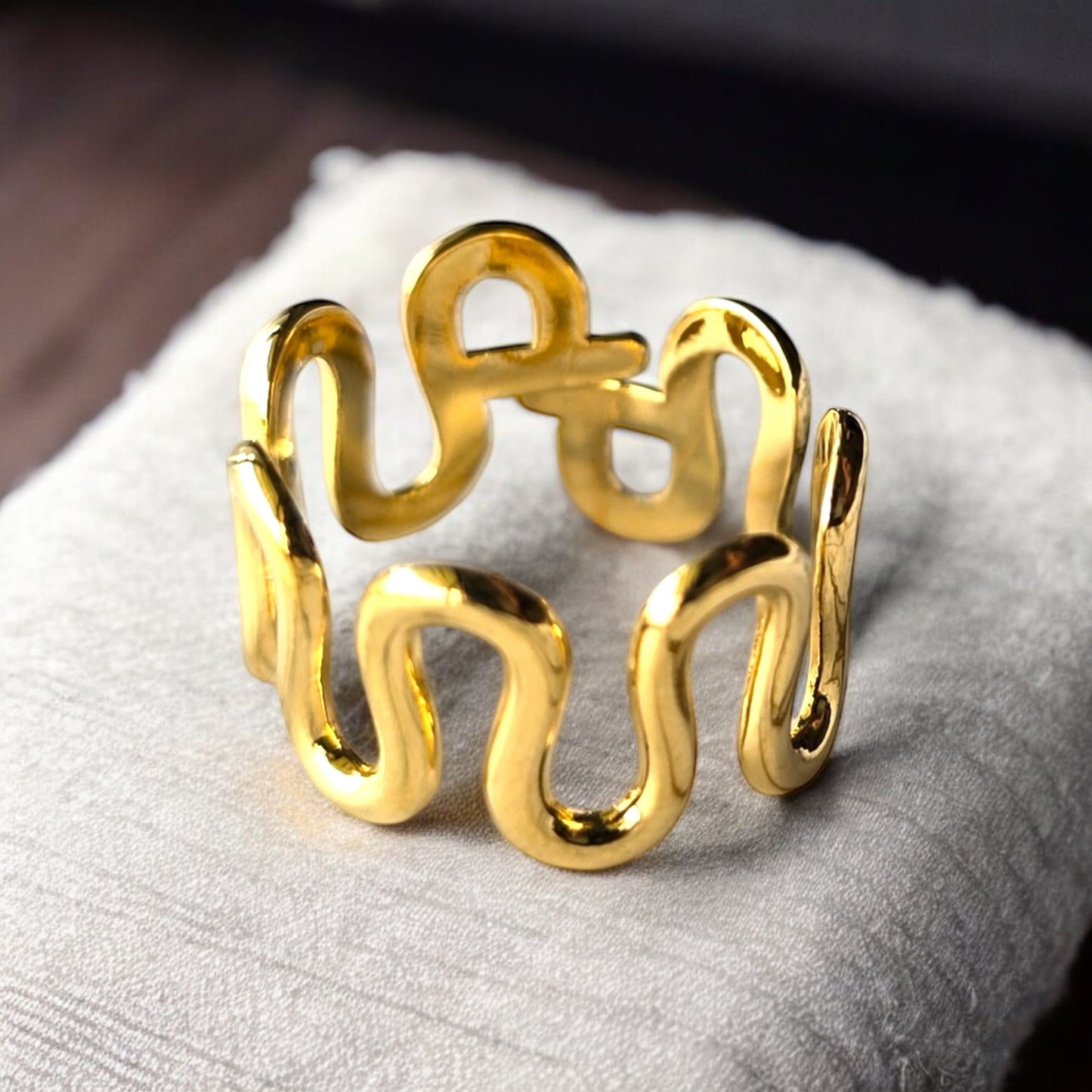 Glow Flow Ring
