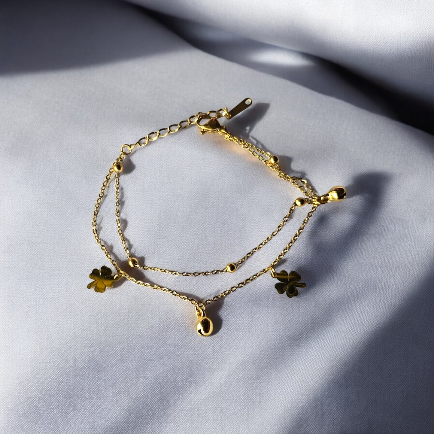 Daisy Luck Bracelet
