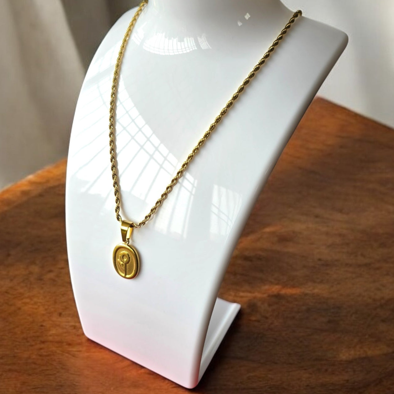 Daisy Bloom Necklace
