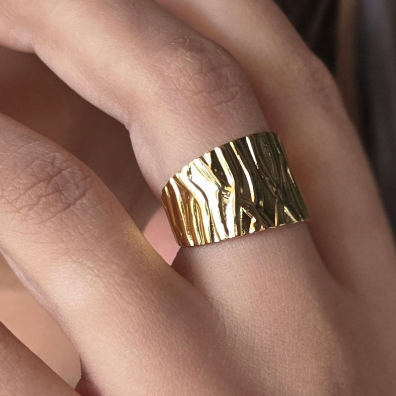 Raw Radiance Ring