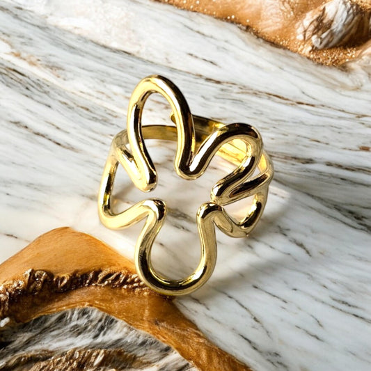 Wavy Bloom Ring