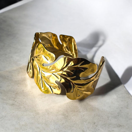 Lushleaf Statement Cuff