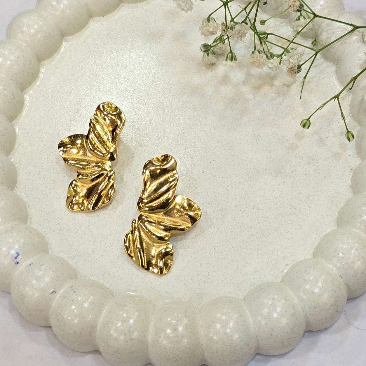 Twist Of Gold Earrings