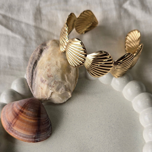 Sea La Vie Statement Cuff
