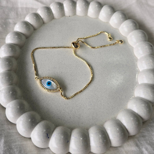 Eyeconic bracelet