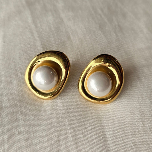 Pearl Haze Earrings