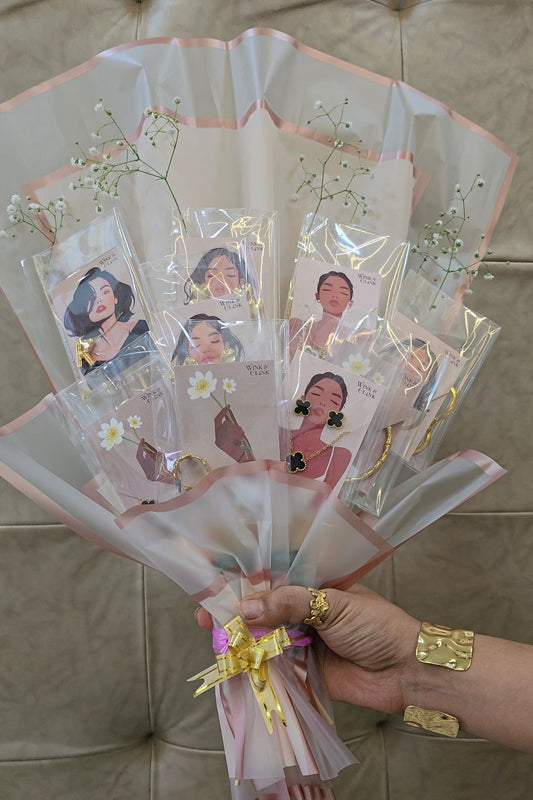 Jewellery Bouquet Packing